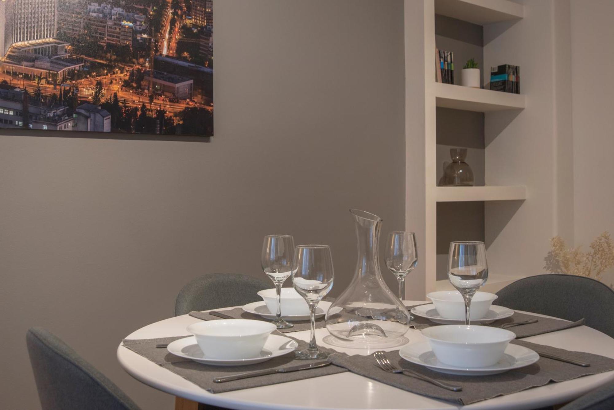 Modern Ilisian Apartment Атина Екстериор снимка